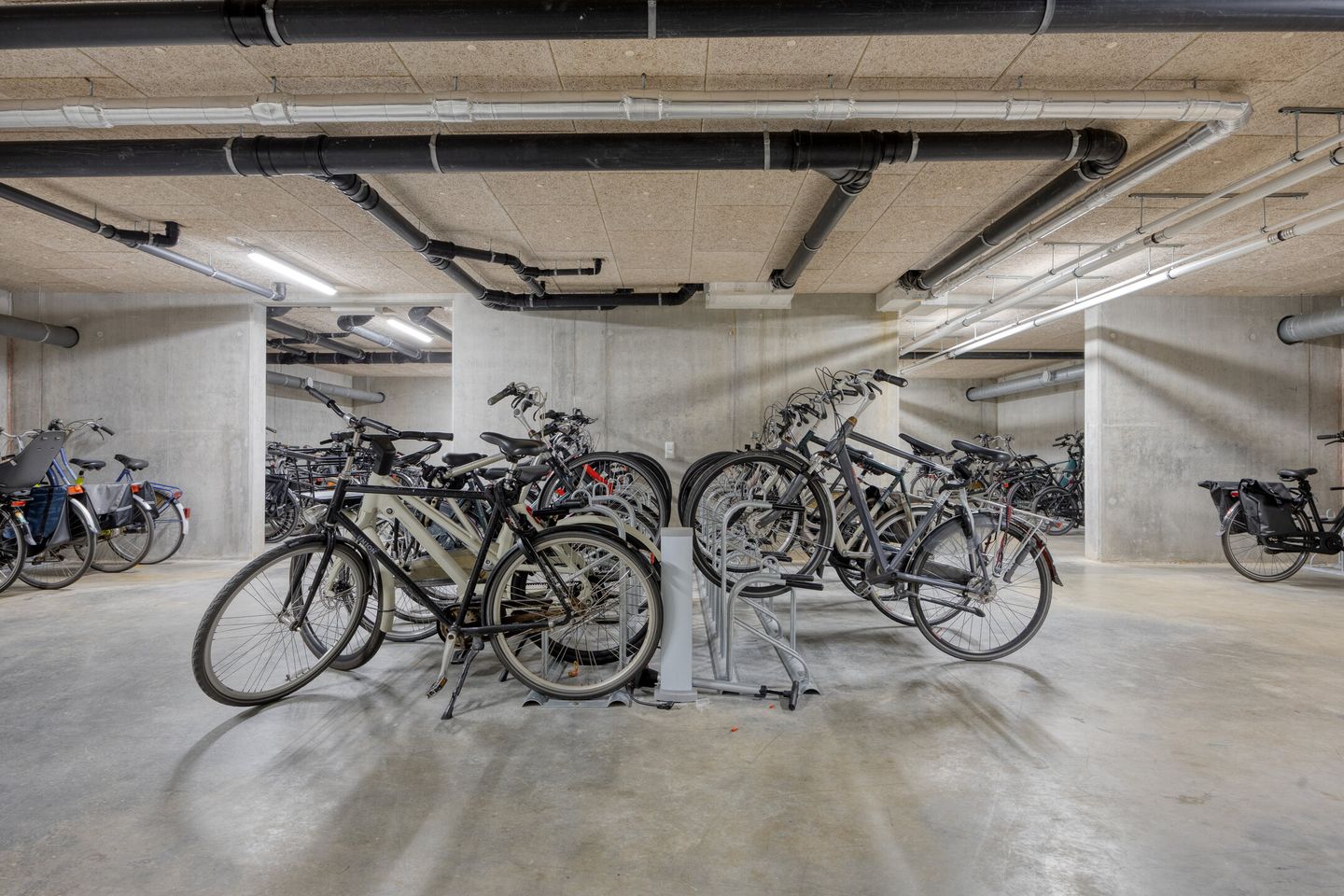 Foto 29 van Maashaven N.z. 667