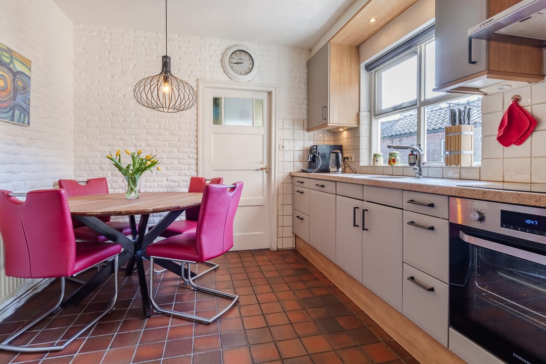 Spacious semi-detached home with generous garden in desirable Lochem-Oost — 13