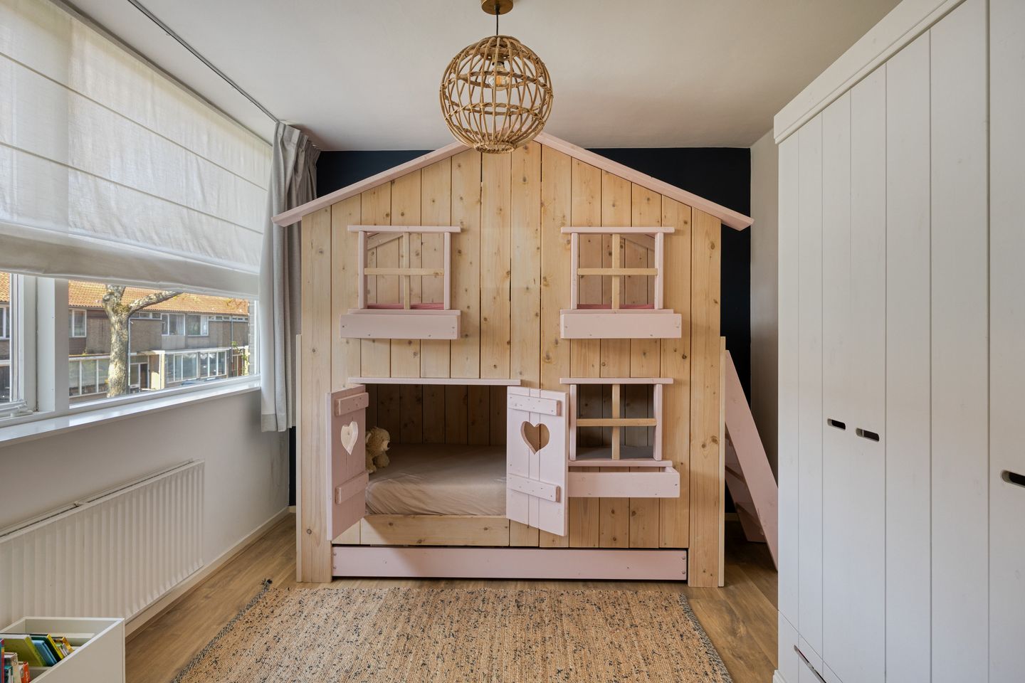 Foto 25 van van Aitzemastraat 16