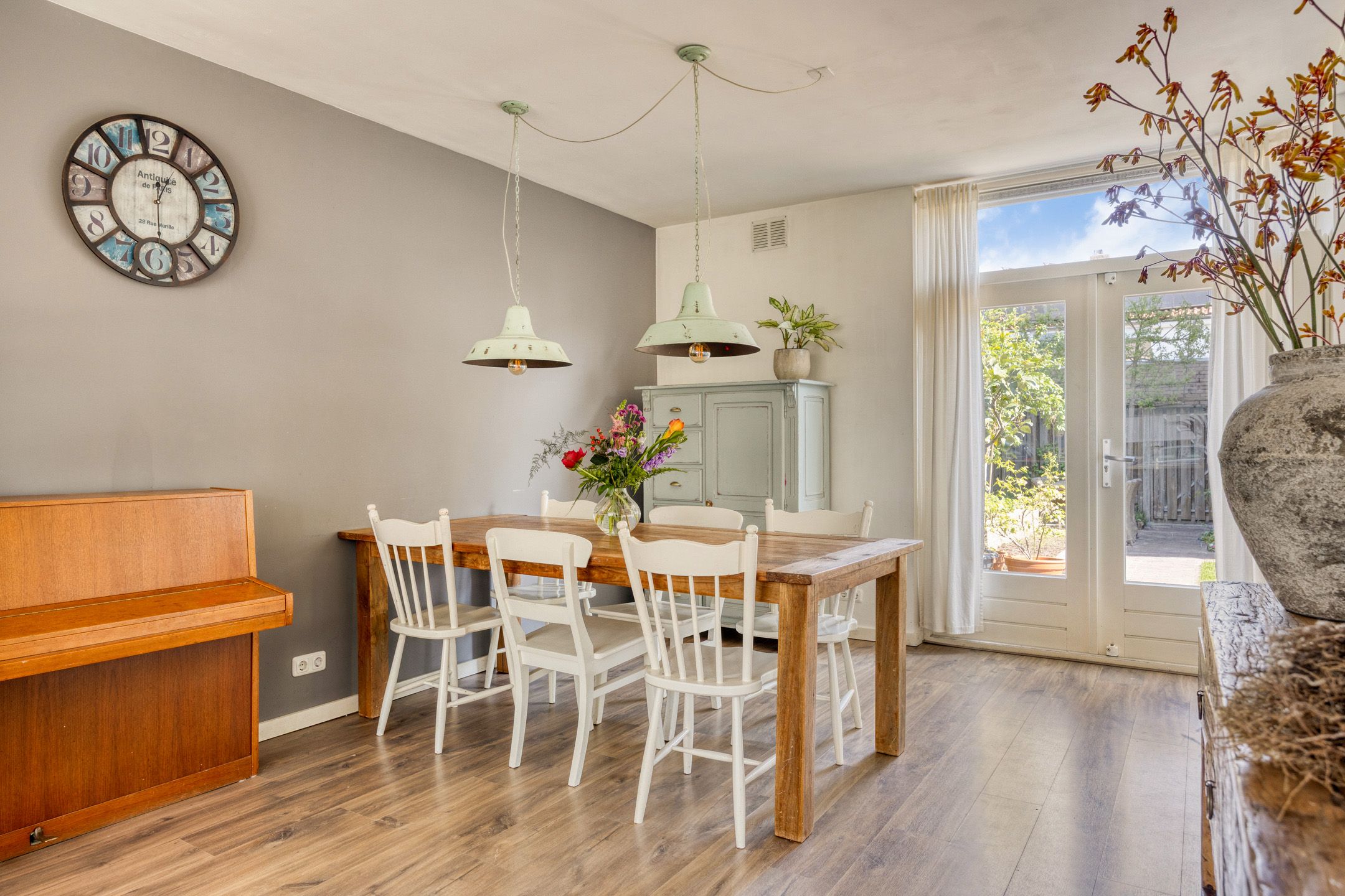 Foto 12 van van Aitzemastraat 16