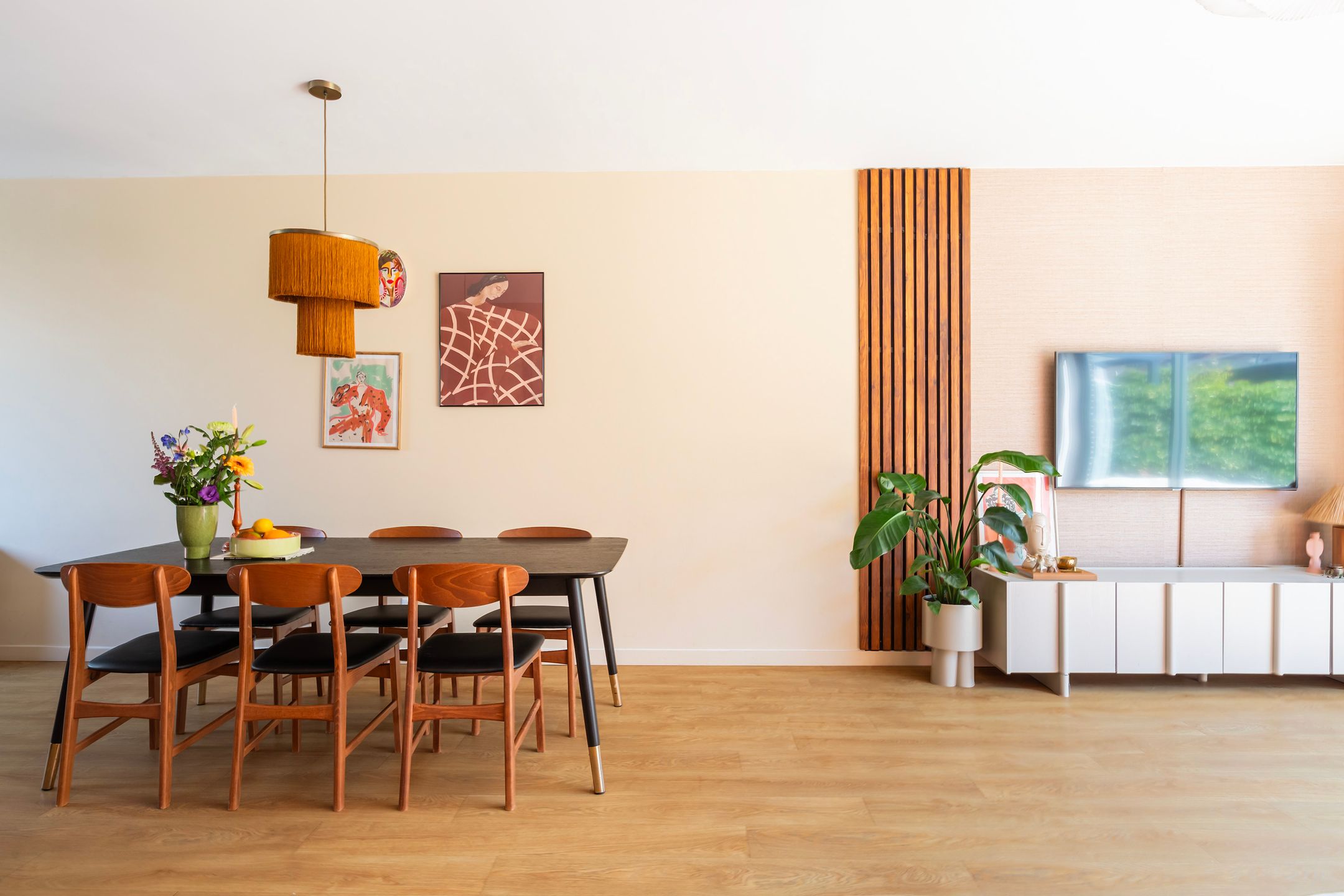 Modern Family Home in Green Wilgenrijk — 18