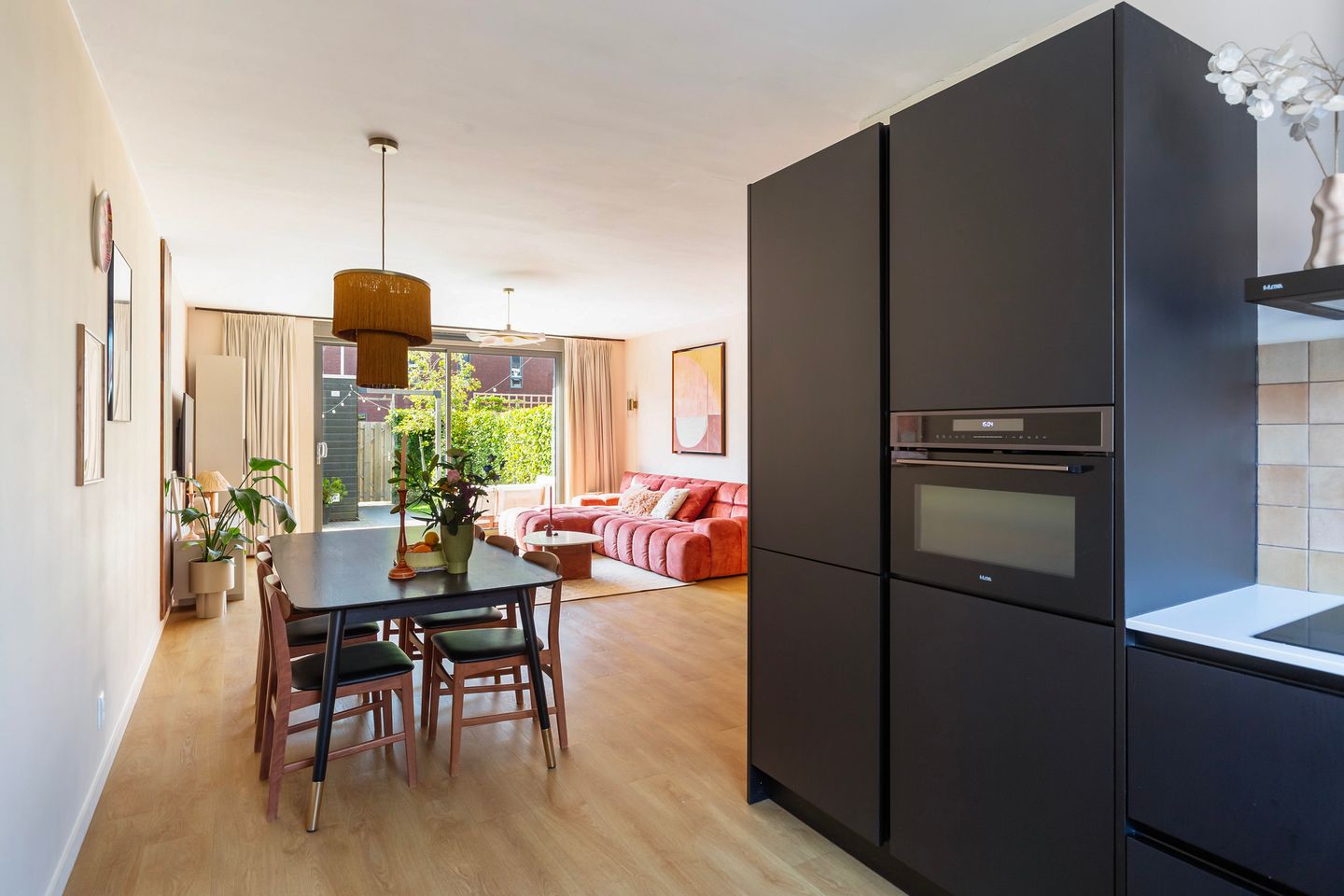 Modern Family Home in Green Wilgenrijk — 14