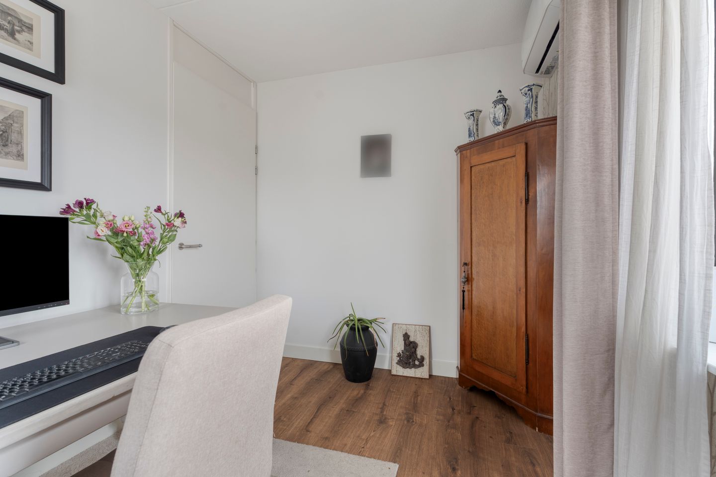 Photo 44 of Op de set 86