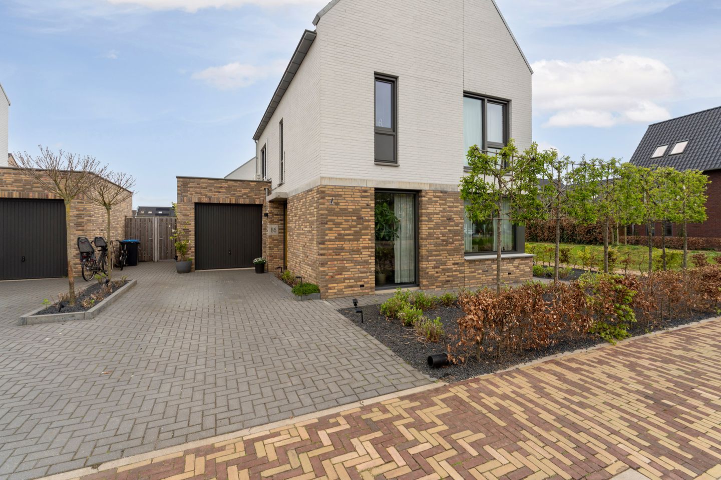 Photo 4 of Op de set 86