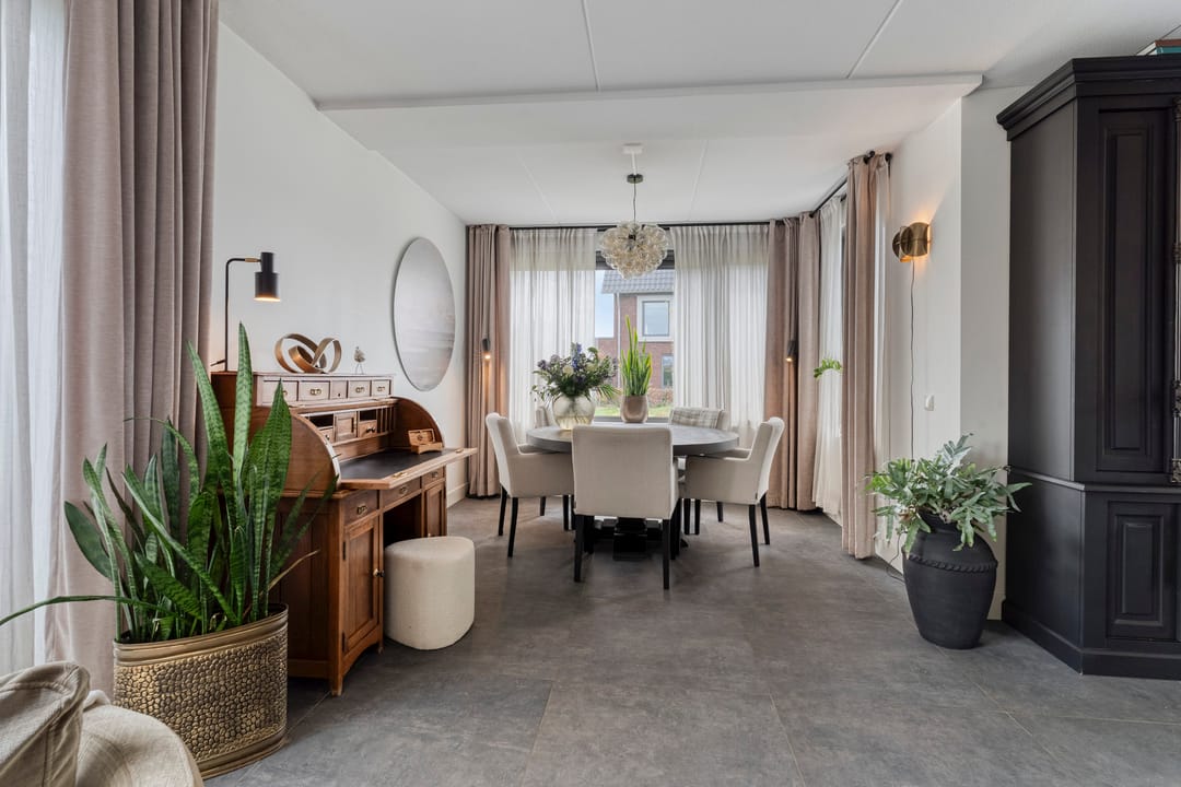 Photo 16 of Op de set 86