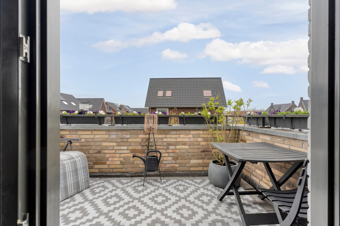 Photo 38 of Op de set 86