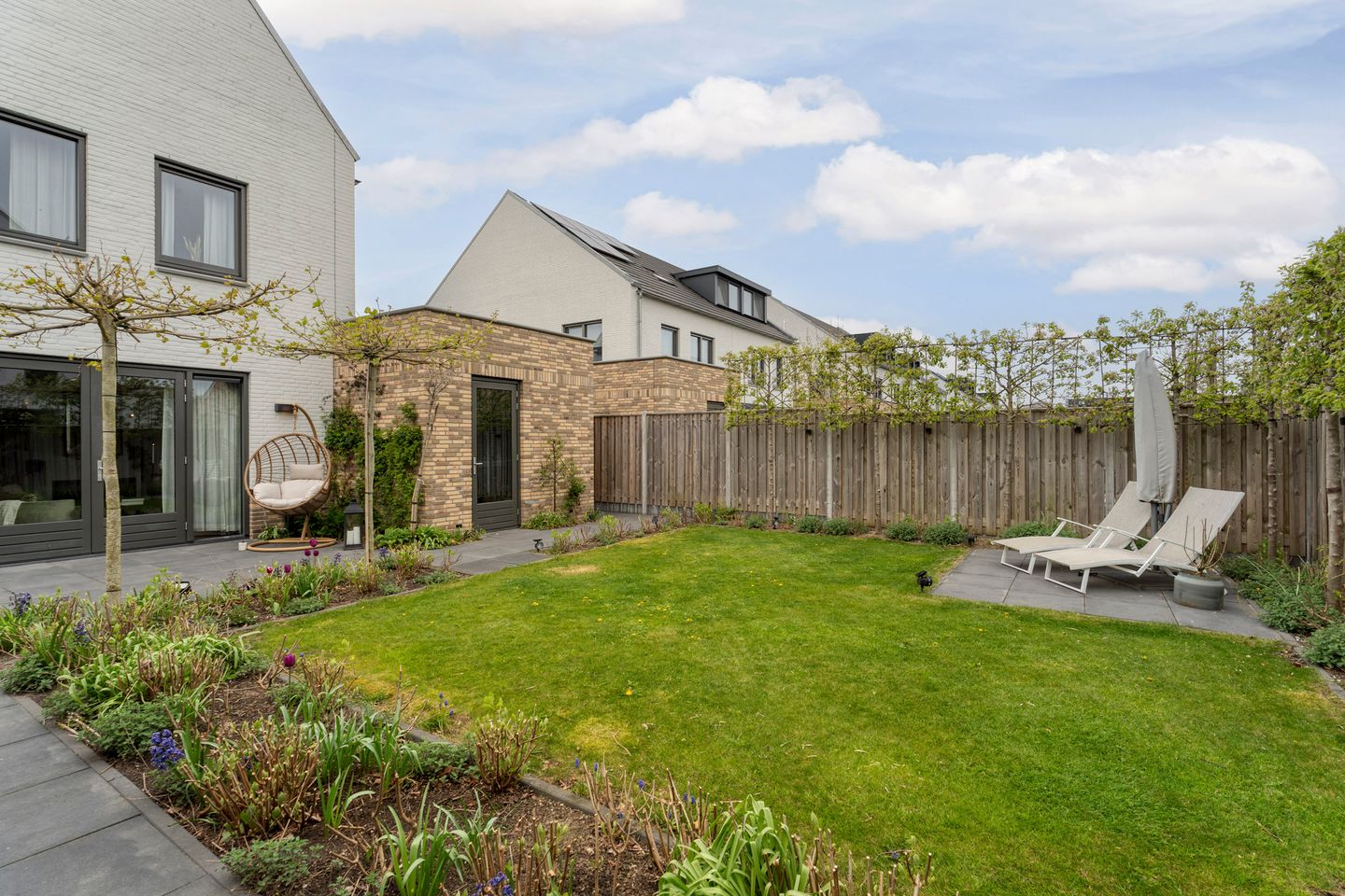 Photo 59 of Op de set 86