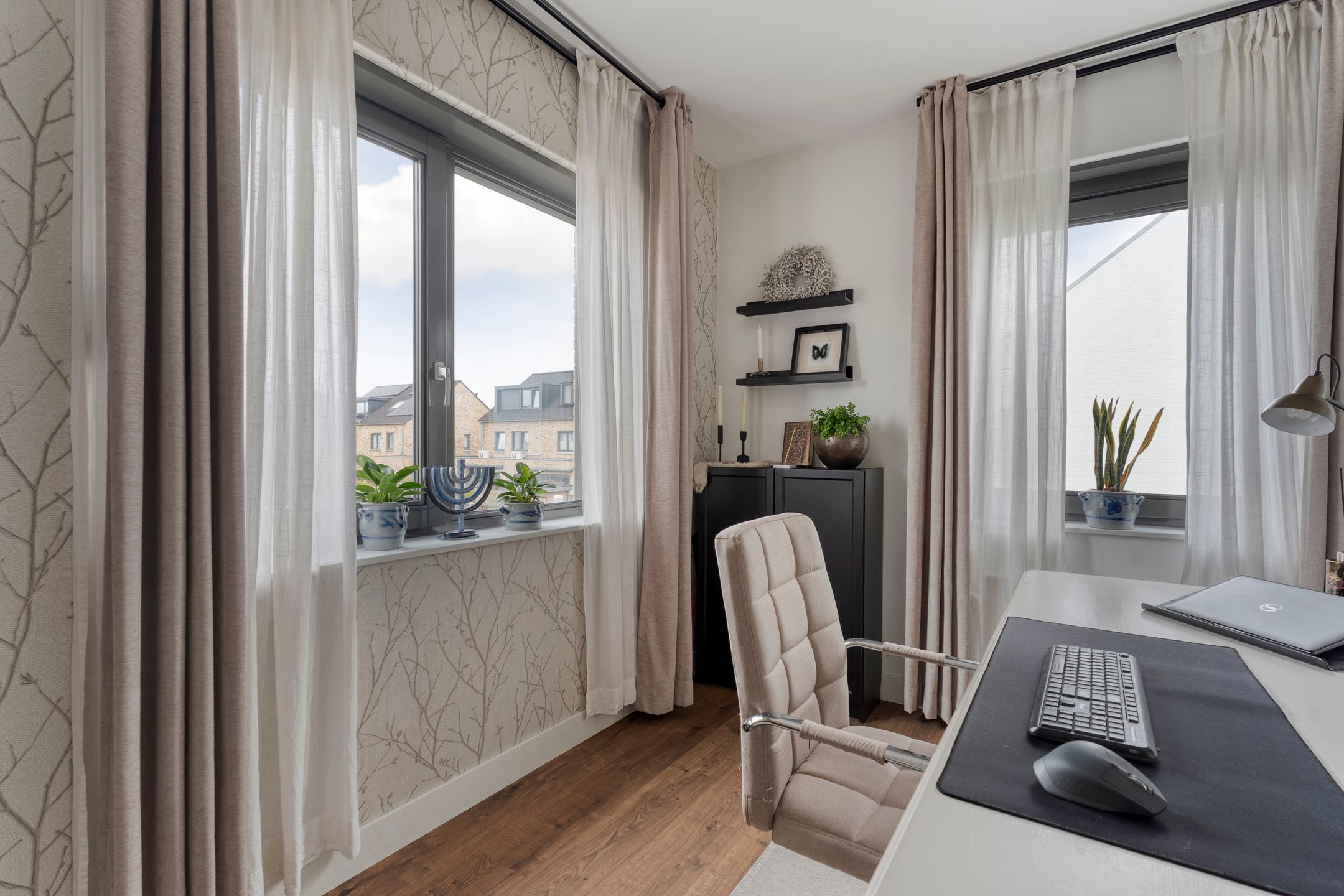 Photo 42 of Op de set 86