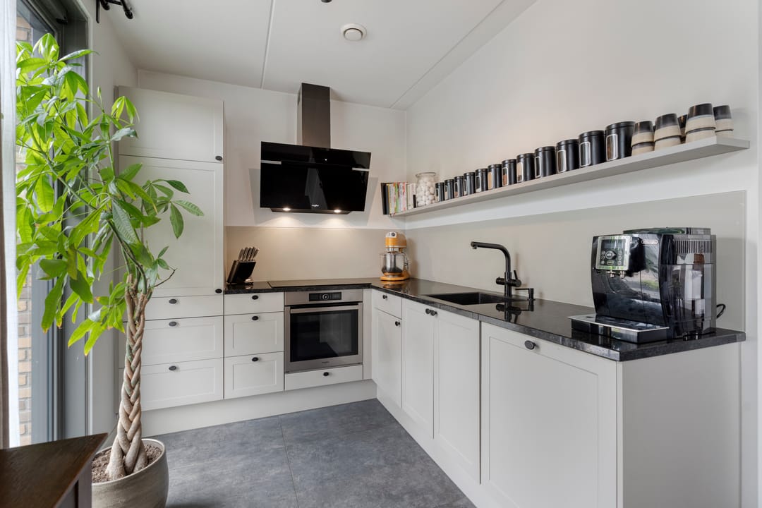 Photo 22 of Op de set 86