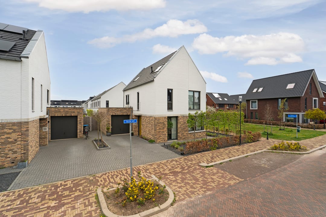 Photo 68 of Op de set 86