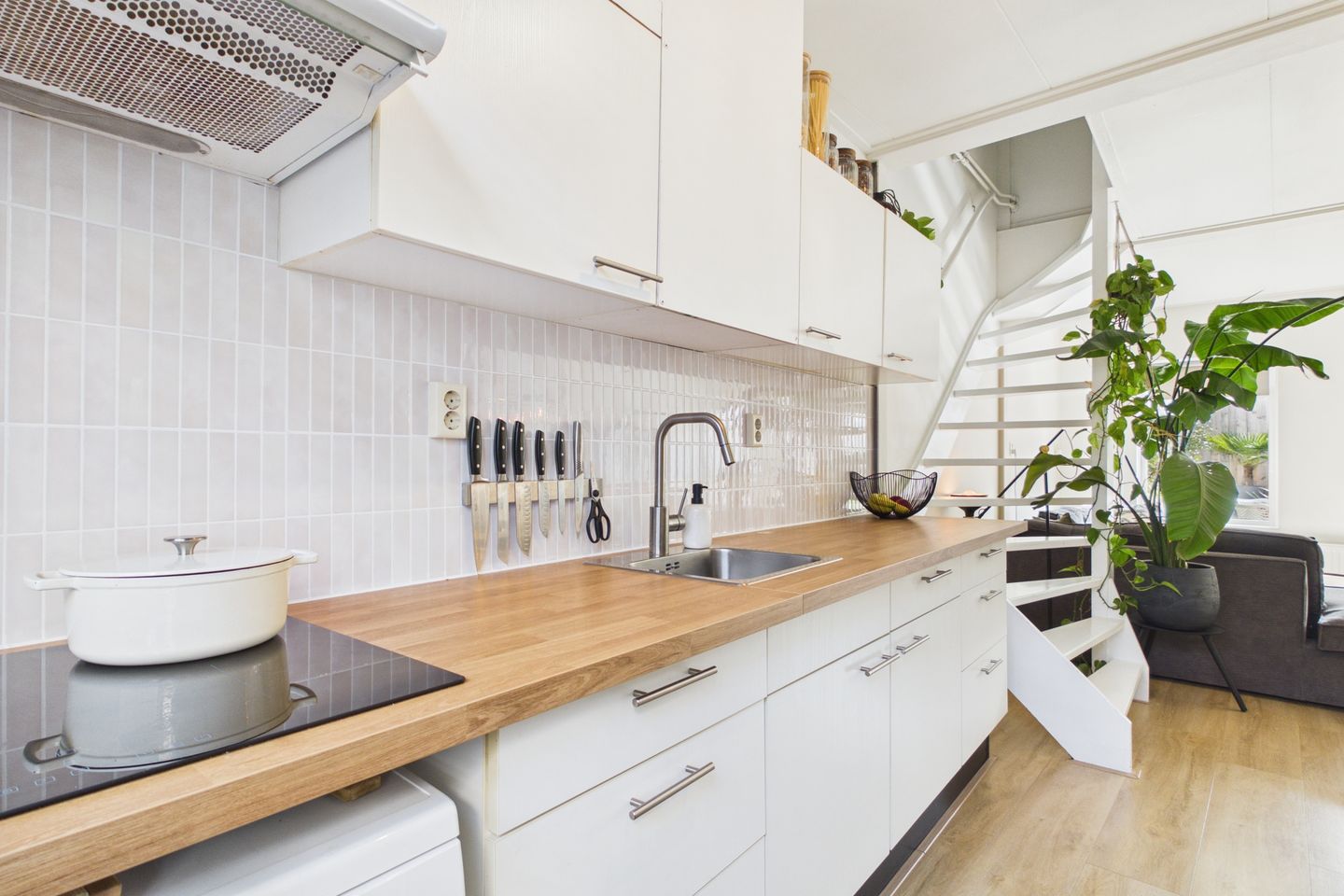 Photo 4 of Rozemarijnstraat 12