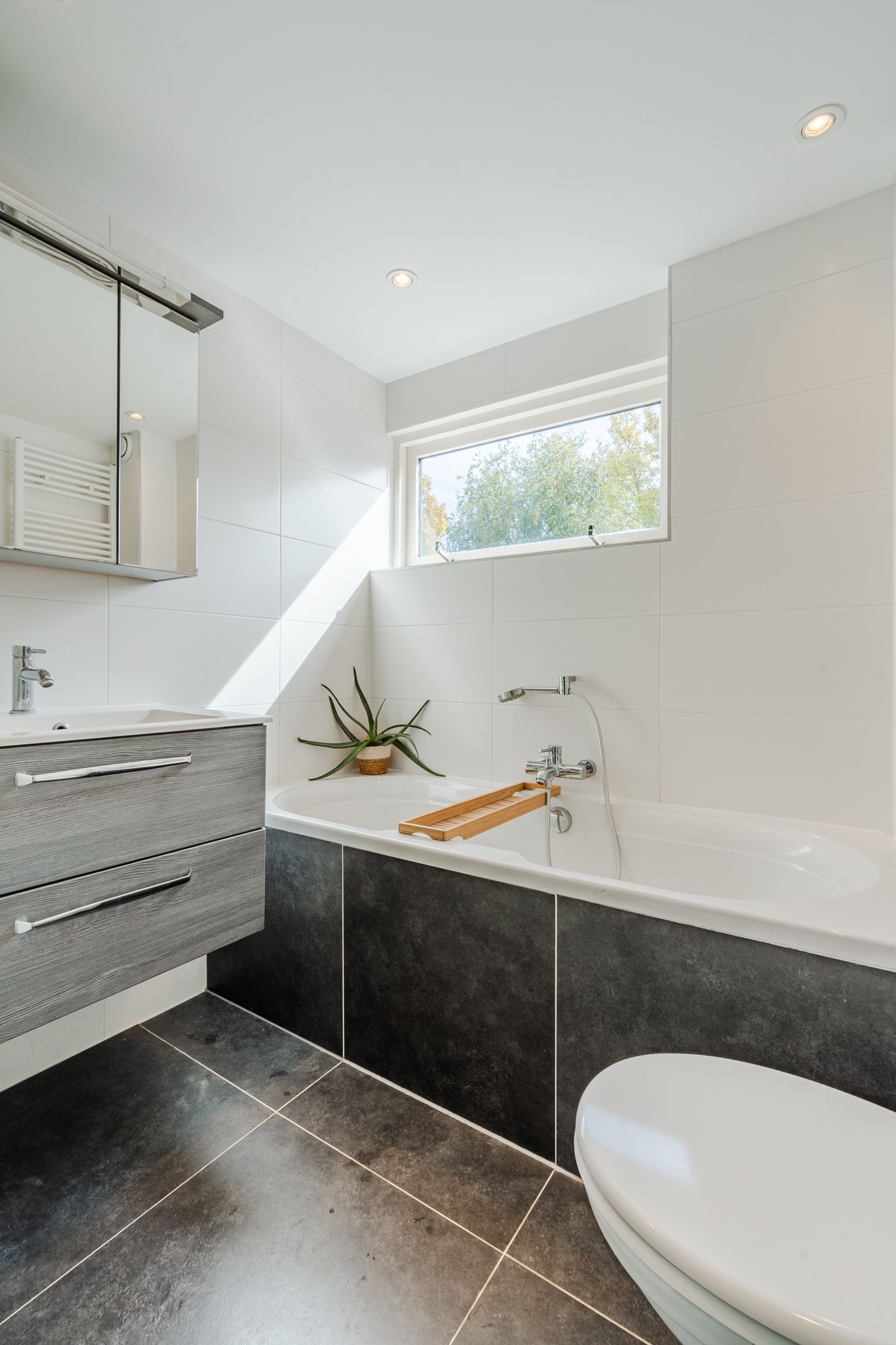 Foto 34 van Tirolstraat 111