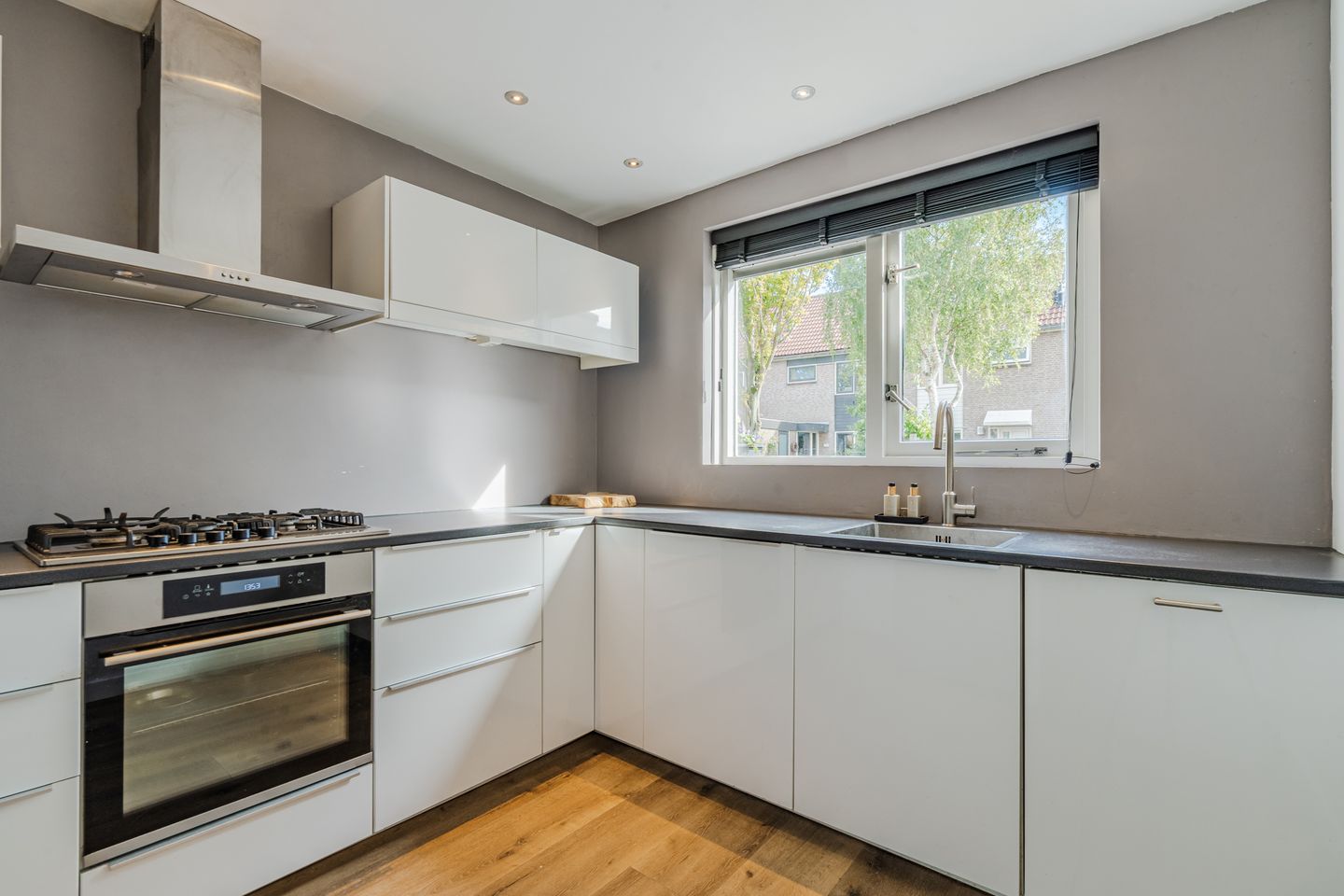 Foto 4 van Tirolstraat 111