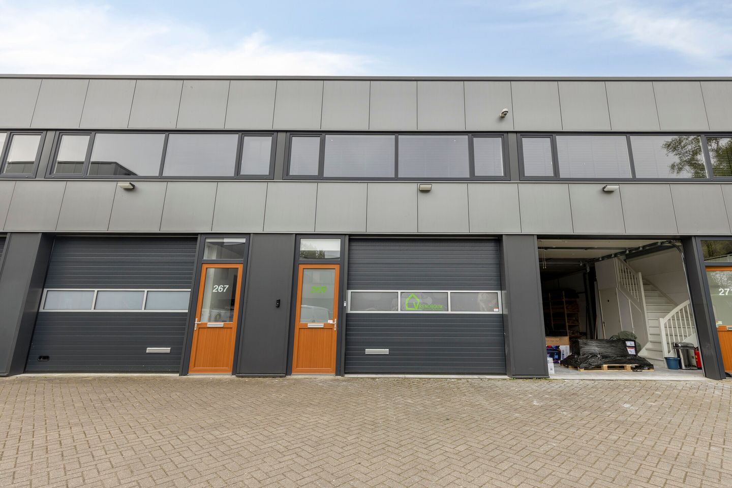 Bekijk foto 2 van Berkelse Poort 269