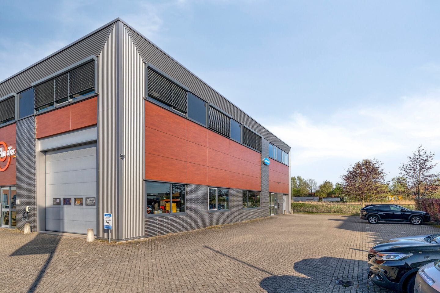 View photo 2 of Jac. P. Thijsseweg 12