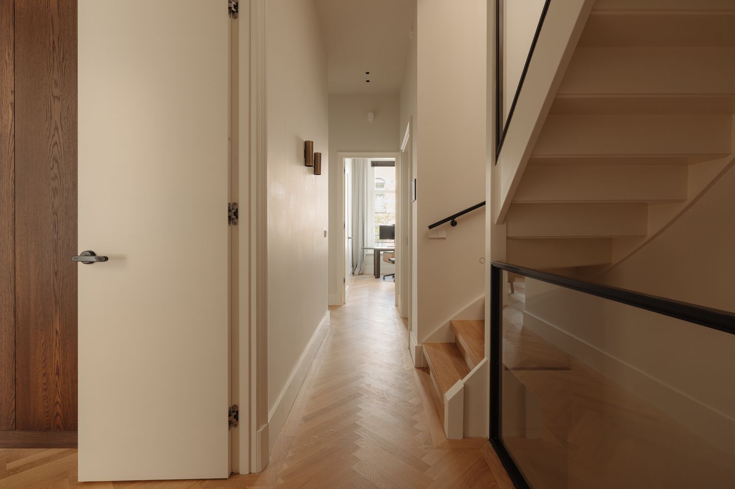Foto 40 van Roemer Visscherstraat 9