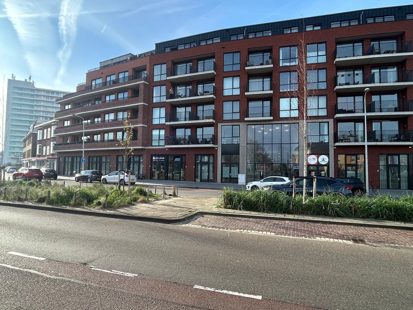 Bekijk foto 1 van Zeesluisweg 44