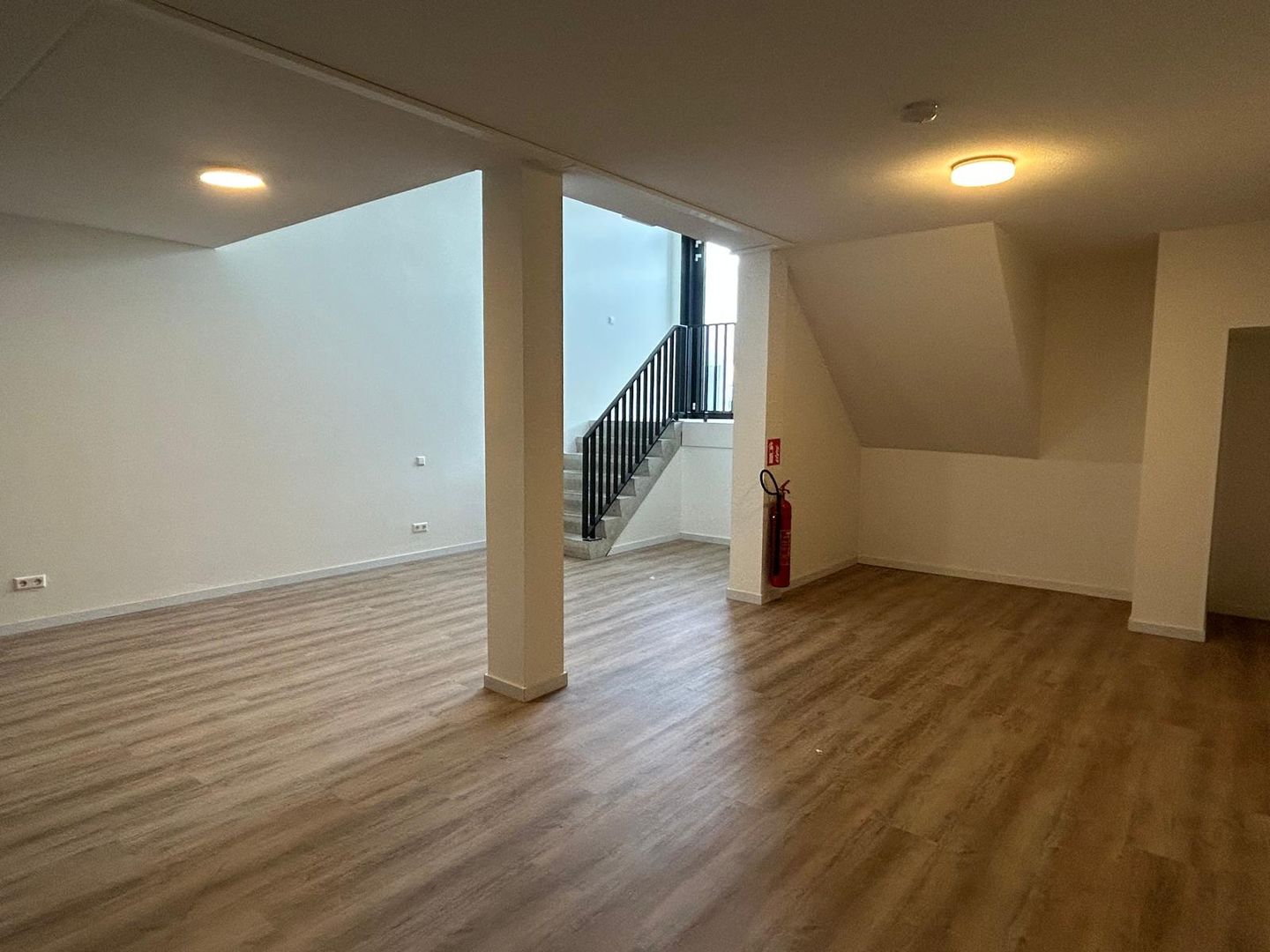 Bekijk foto 5 van Zeesluisweg 44