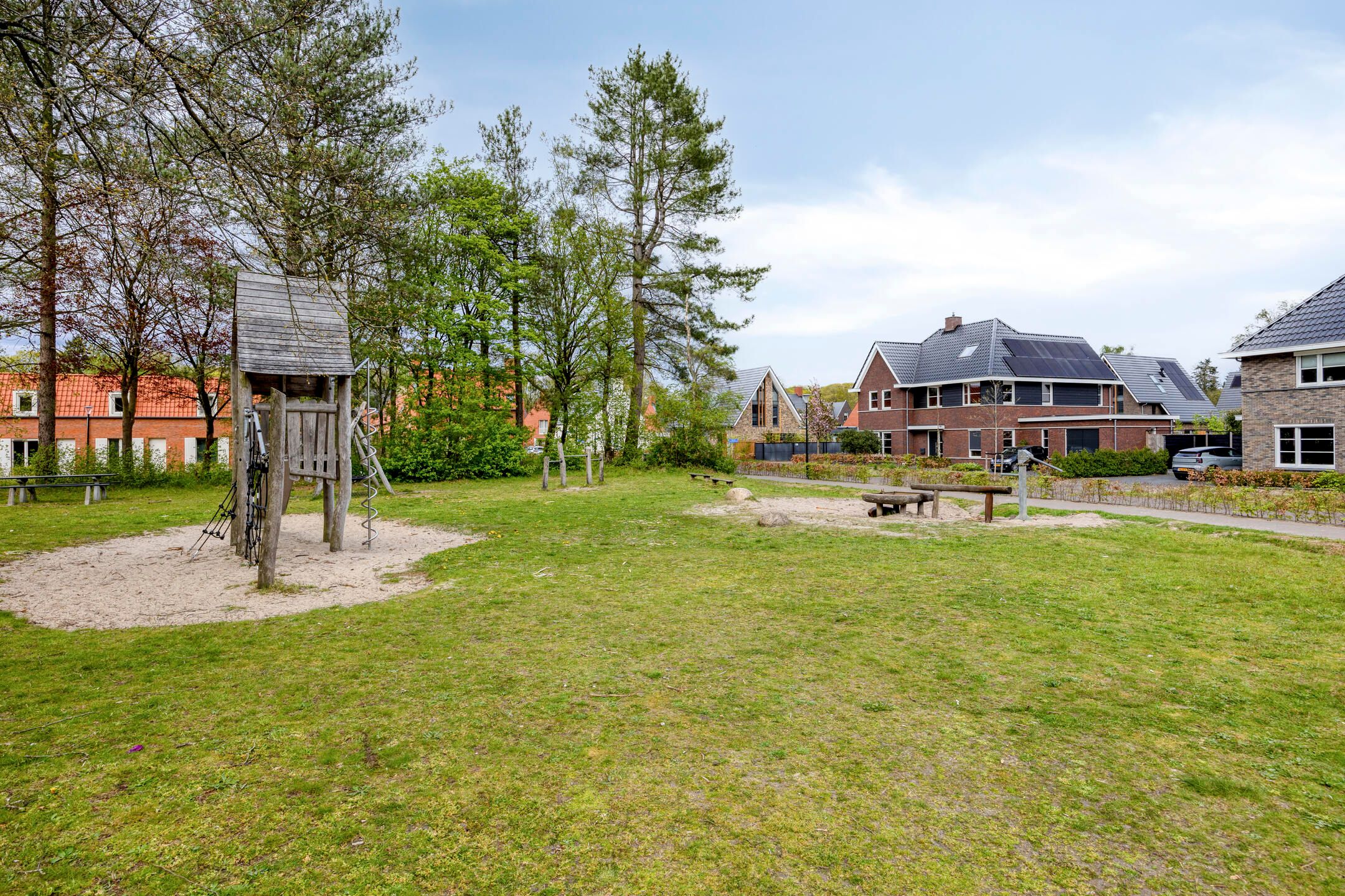 Foto 36 van Evert van 't Landstraat 21