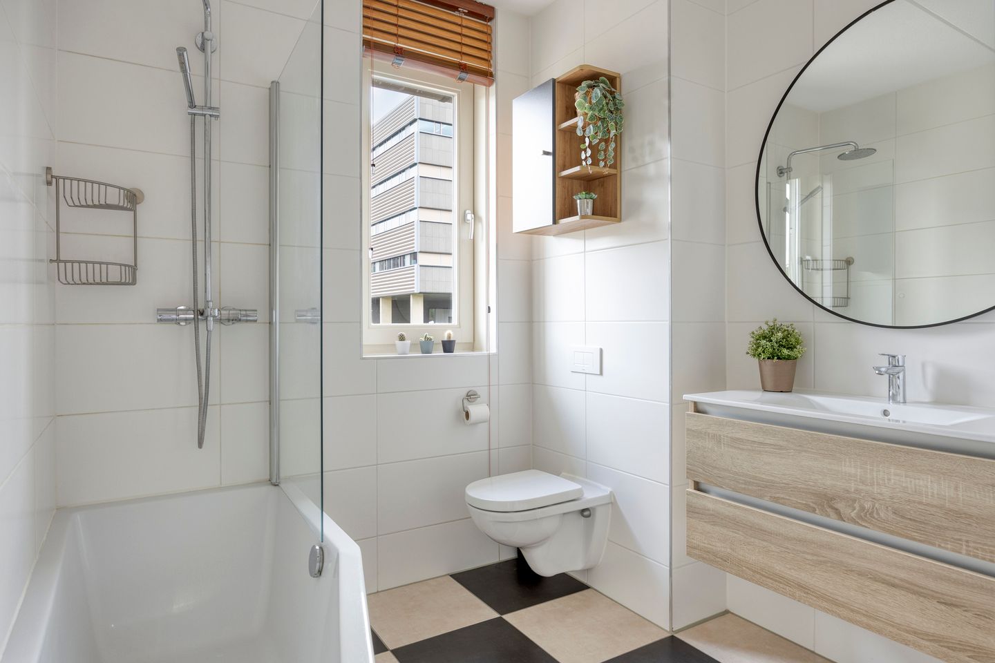 Foto 19 van Evert van 't Landstraat 21