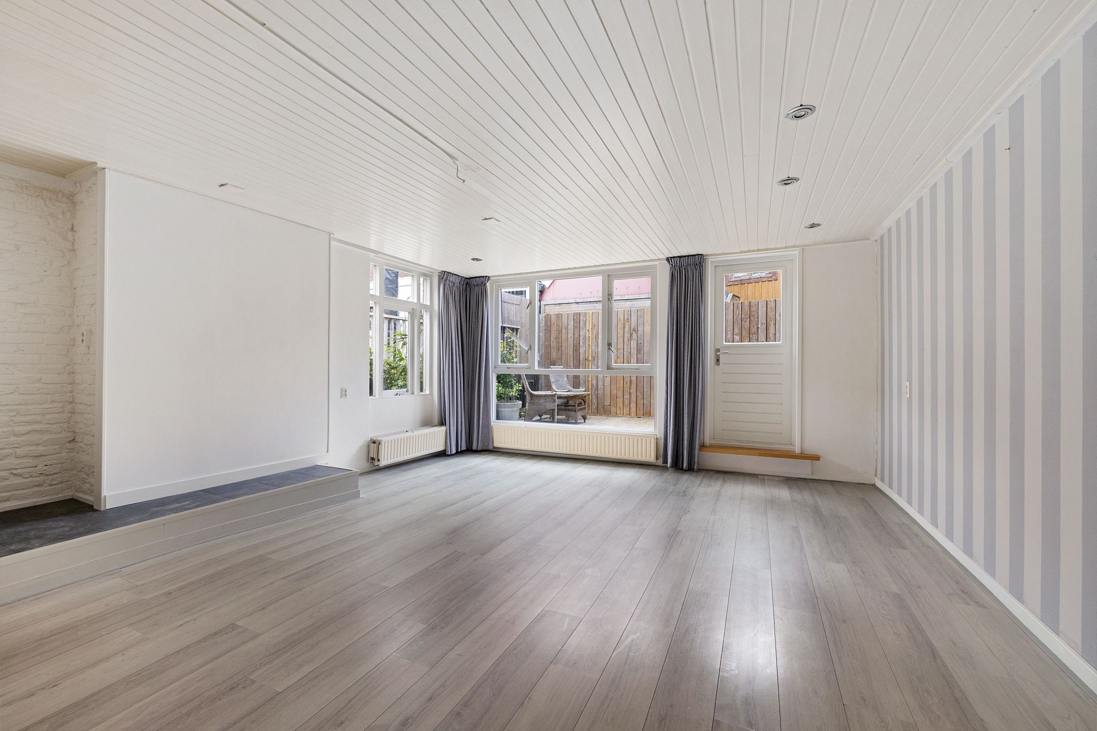 Foto 12 van Neerwoldstraat 31