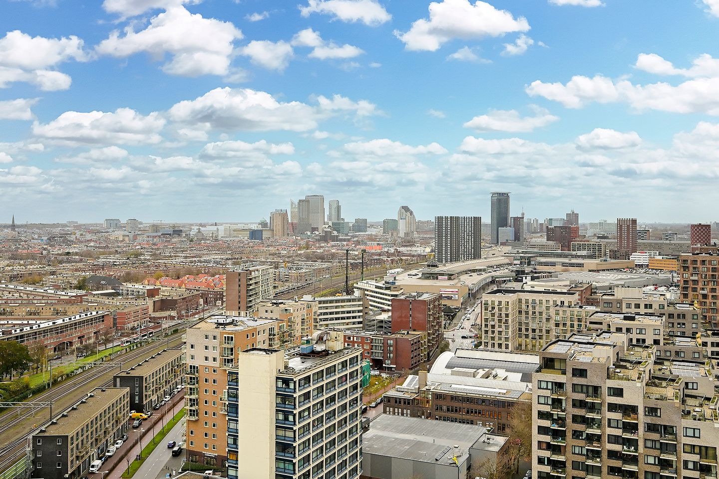 Bekijk foto 2 van Waldorpstraat 1390