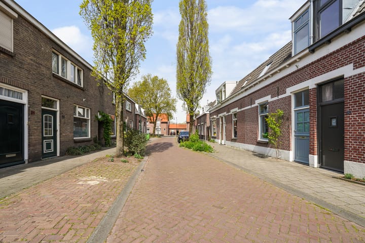 Foto 2 van van Merheimstraat 18