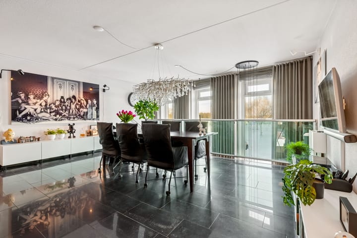 Appartement te koop: Schout van Hanswijkplein 100, 'S-Hertogenbosch
