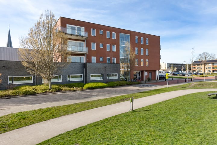 Photo 2 of Willem Lodewijkstraat 61