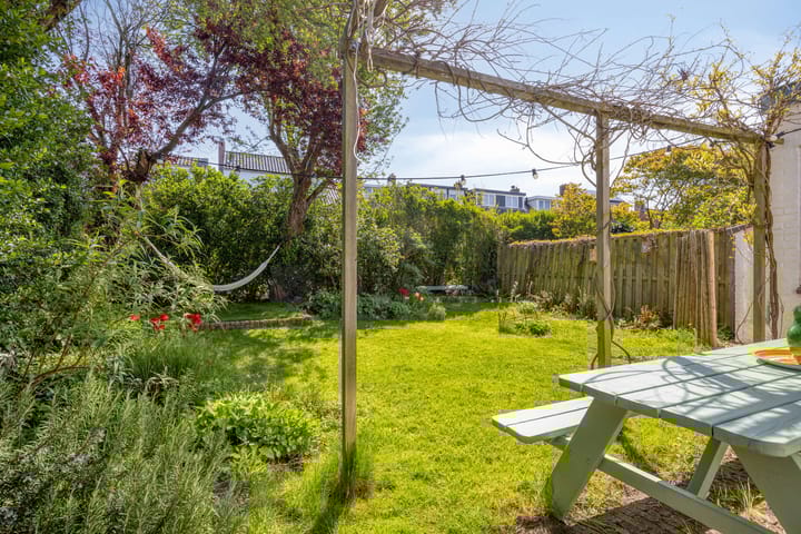 Photo 4 of Prins Hendrikstraat 36