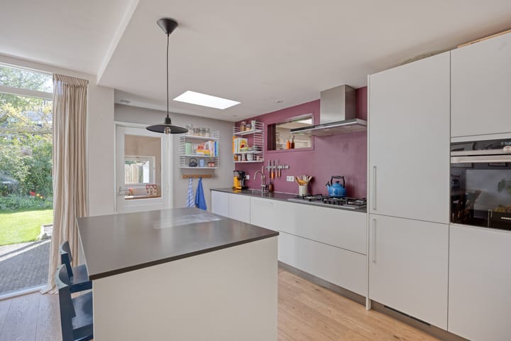 Photo 3 of Prins Hendrikstraat 36