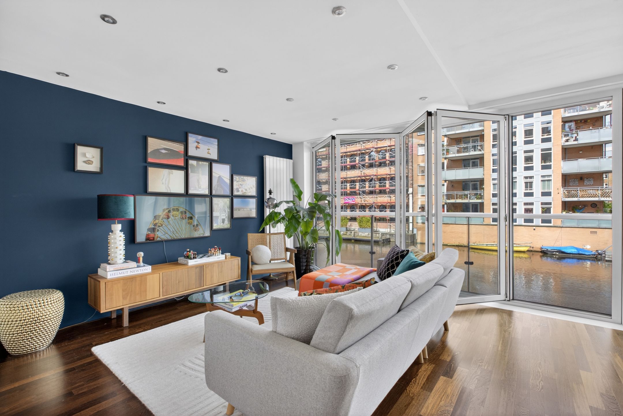 Photo 6 of Valkenburgerstraat 192-B