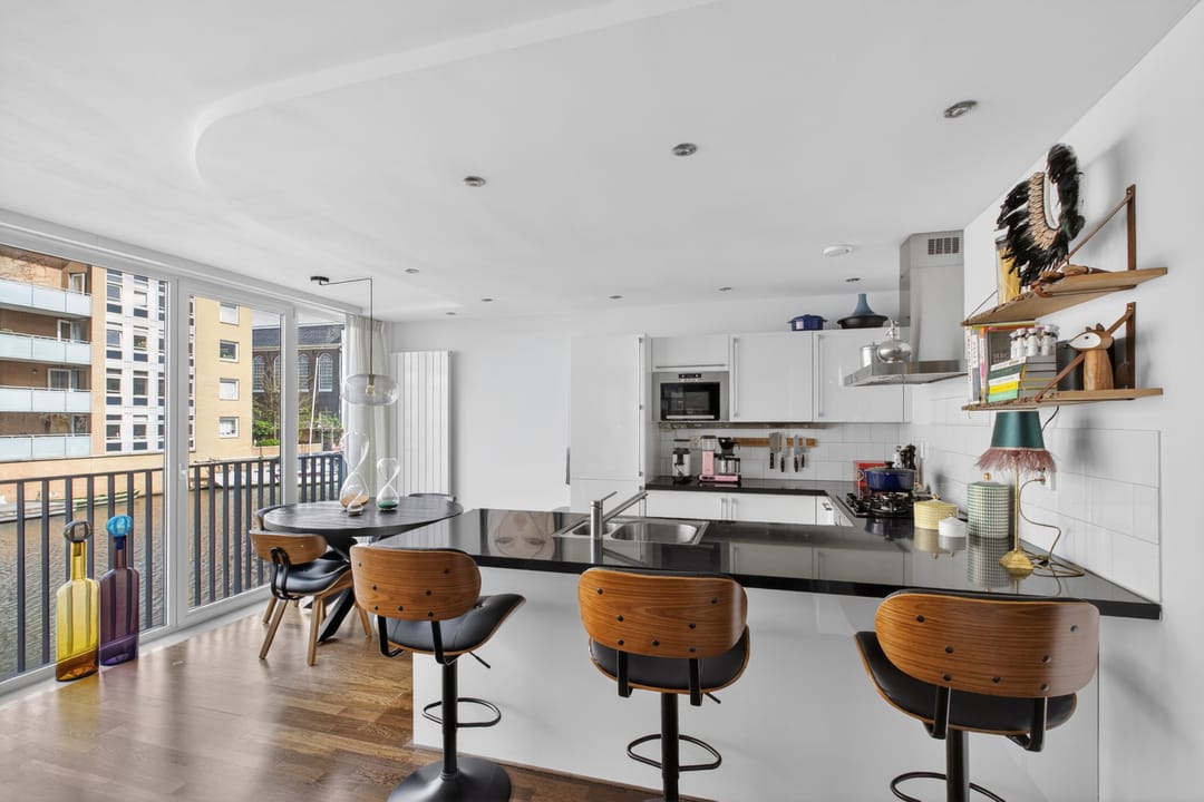 Photo 22 of Valkenburgerstraat 192-B