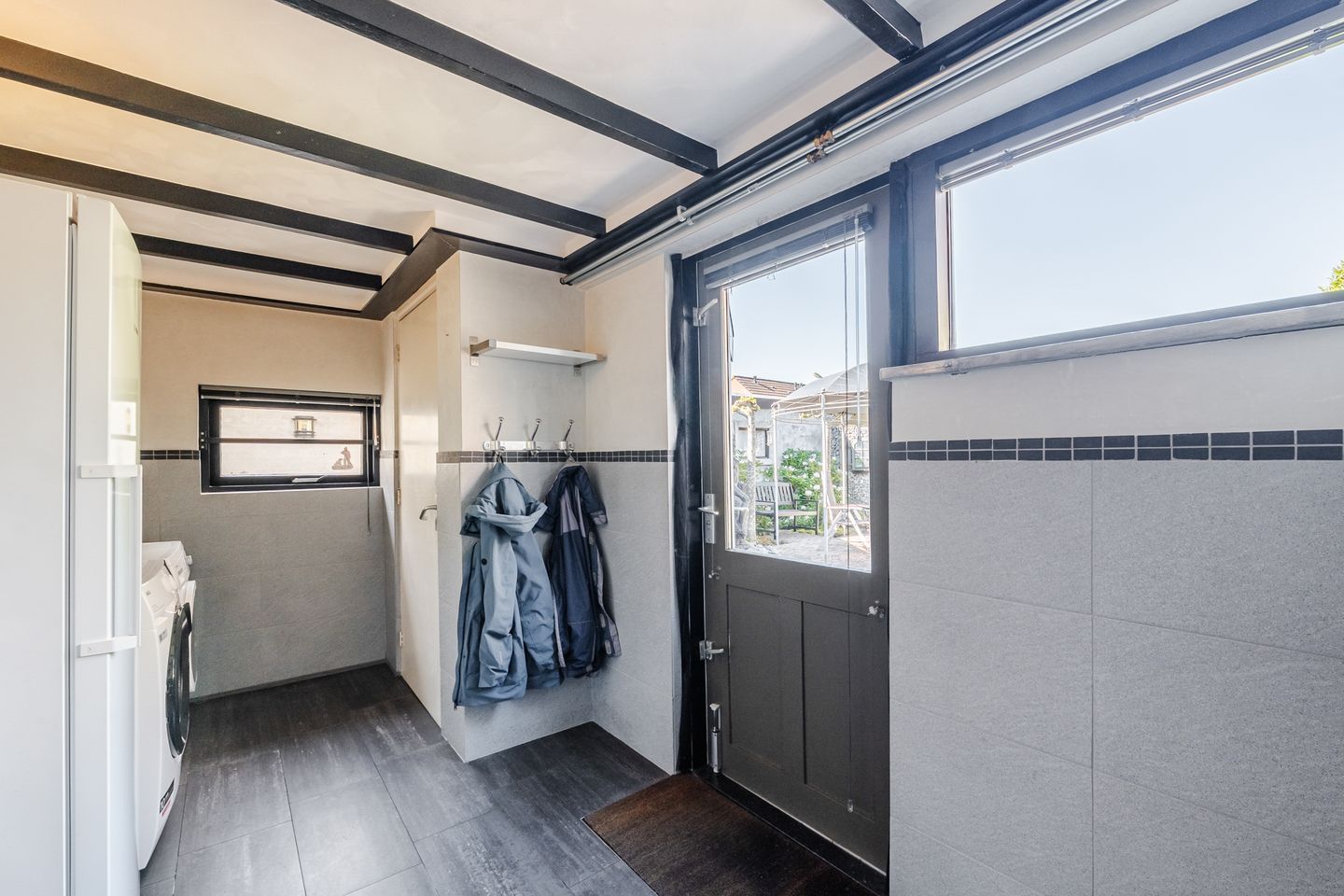 Foto 19 van Rechtuit 14