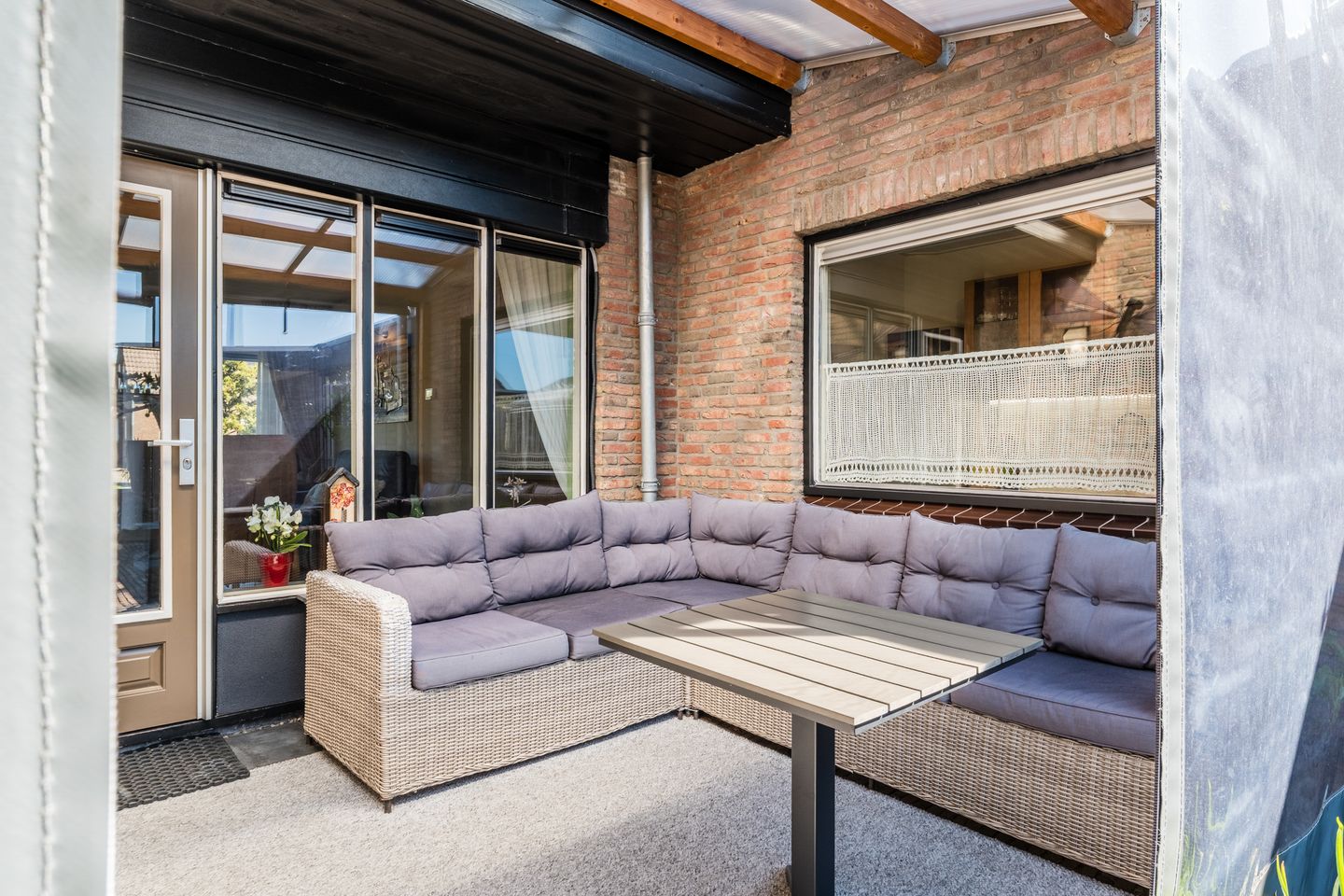 Foto 40 van Rechtuit 14