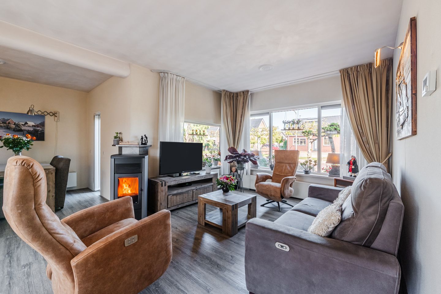 Foto 10 van Rechtuit 14