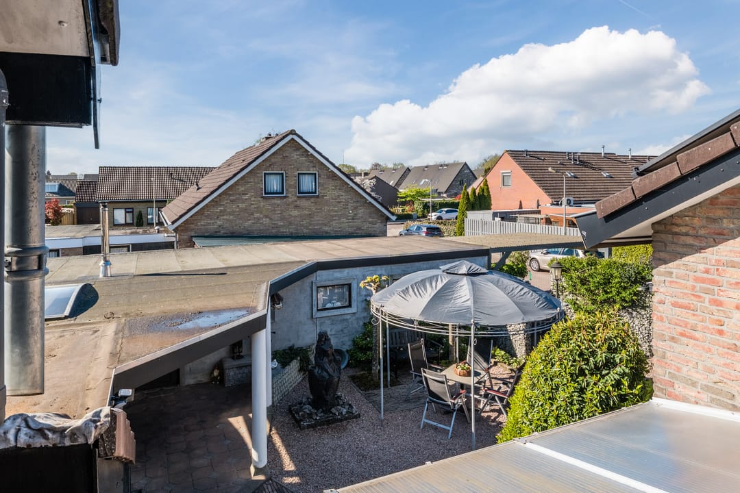 Foto 52 van Rechtuit 14