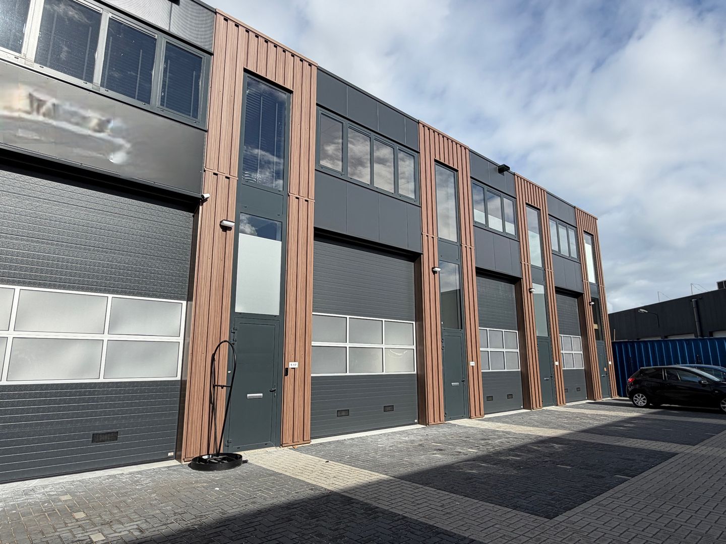 View photo 3 of Goudstraat 1-18