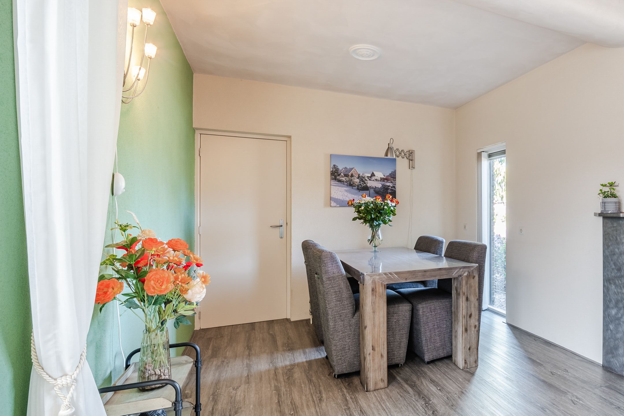 Foto 15 van Rechtuit 14