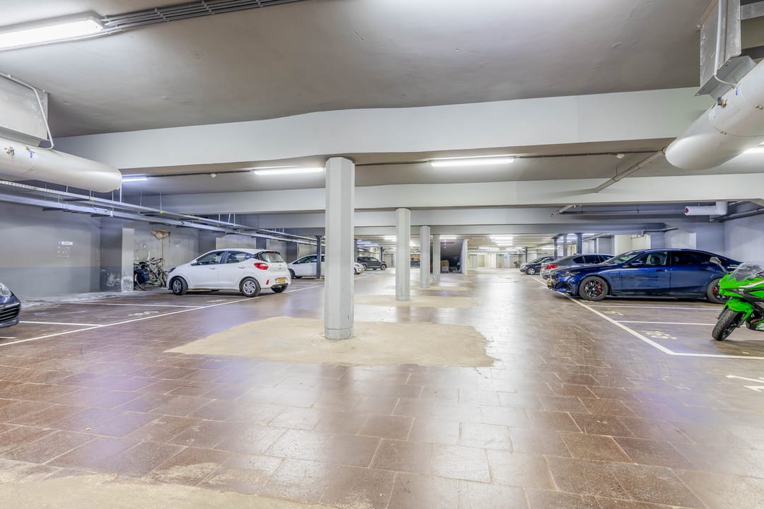 Foto 28 van Botersloot 399