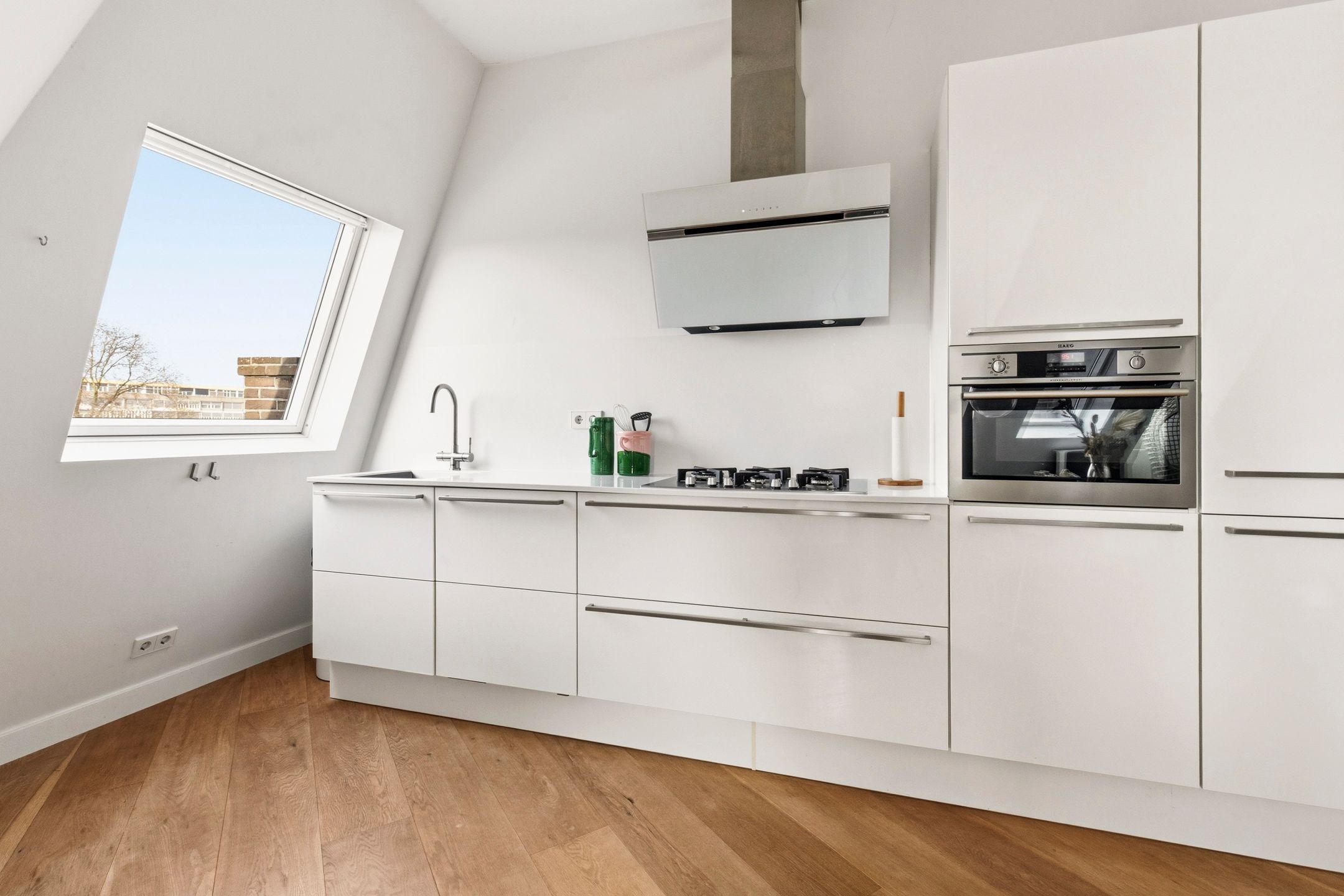 Photo 9 of Da Costakade 51-4