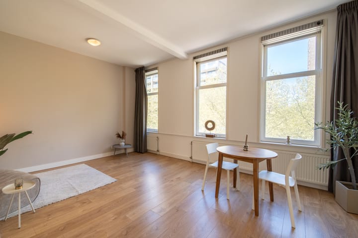 Photo 2 of Loosduinsekade 38-B