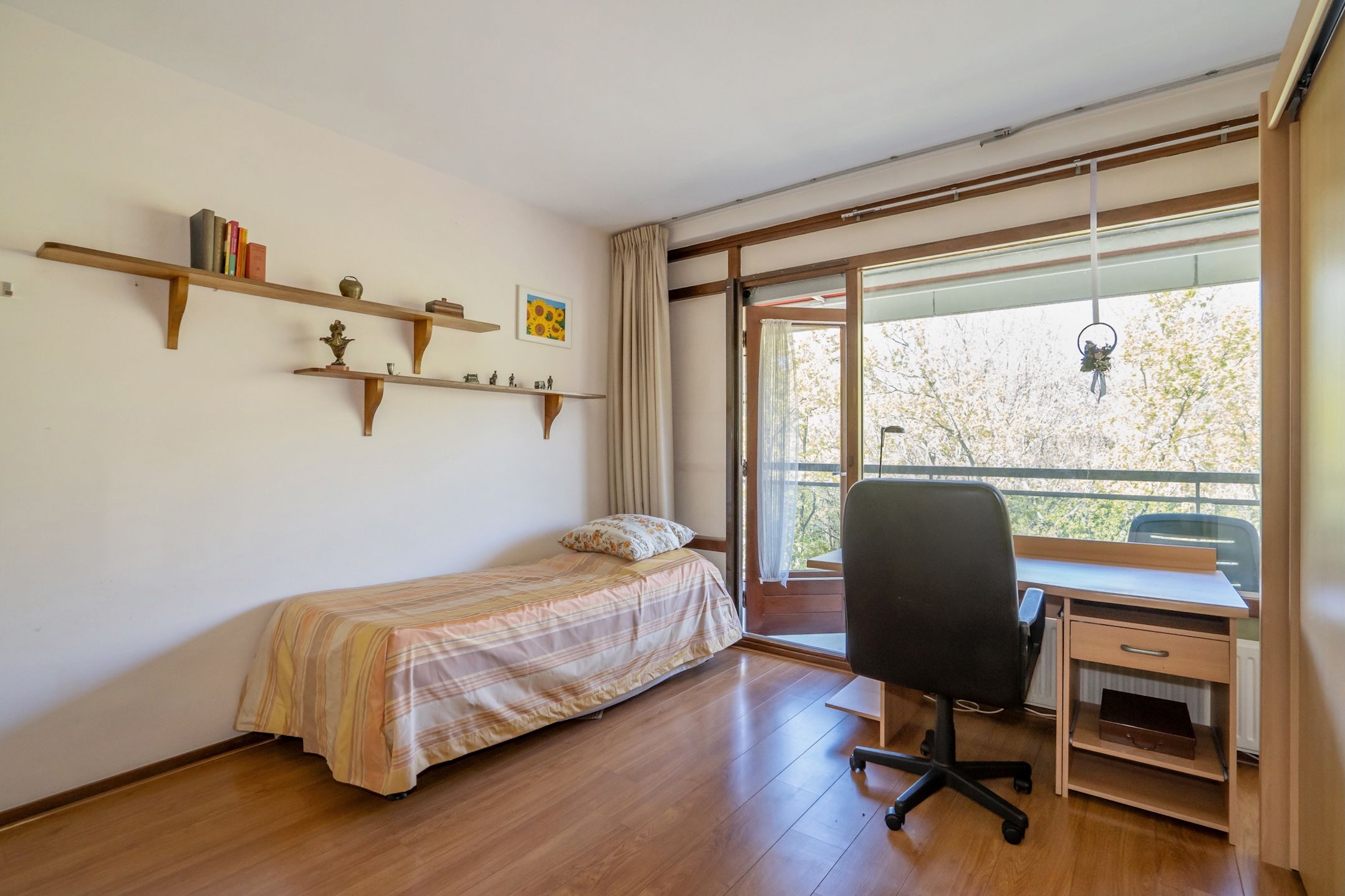 Foto 21 van Dr H. Colijnlaan 4-F033