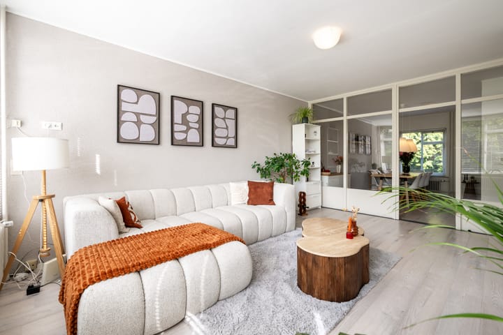 Foto 2 van Julianalaan 100