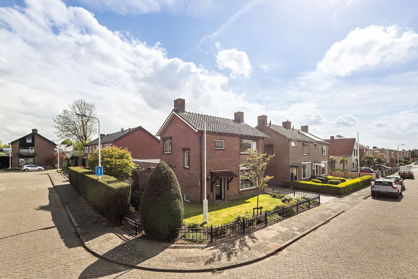 Photo 4 of Elsstraat 1