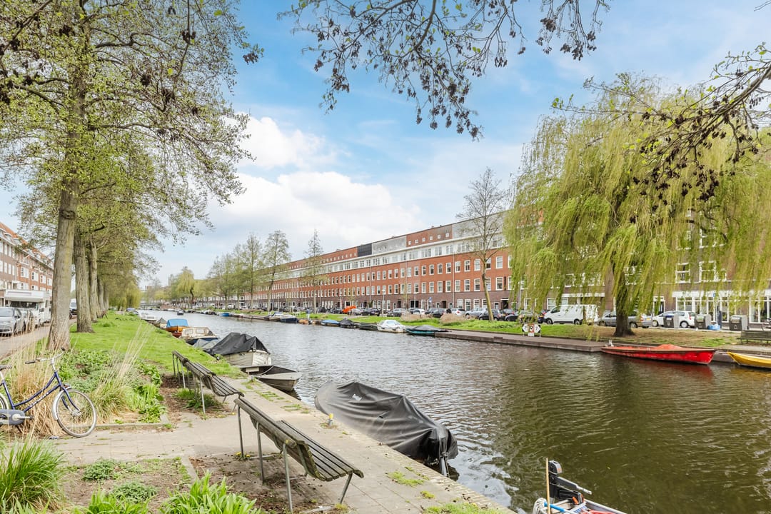 Move-in Ready 2-3 Room Apartment with West-Facing Balcony in De Baarsjes — 22
