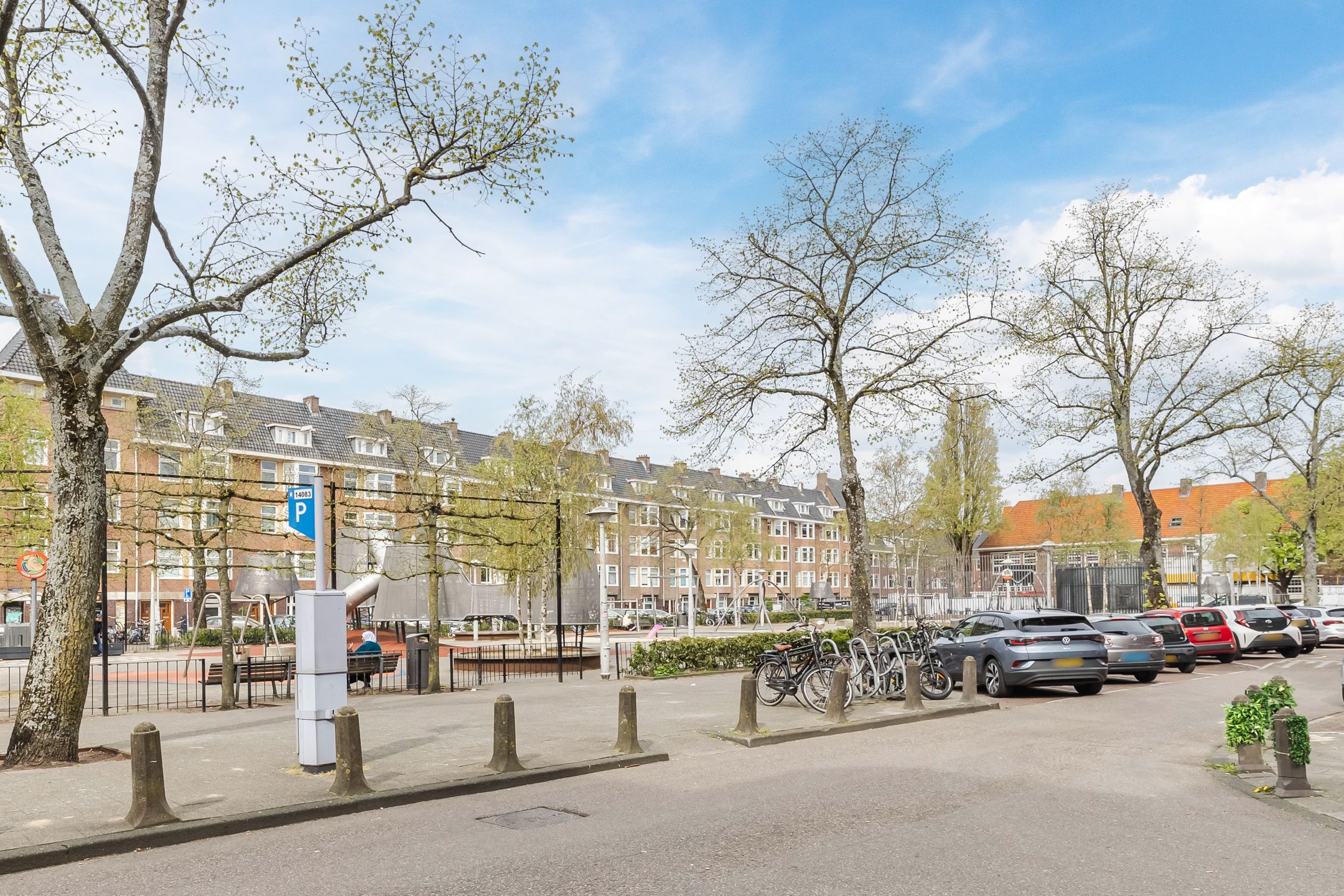 Move-in Ready 2-3 Room Apartment with West-Facing Balcony in De Baarsjes — 21
