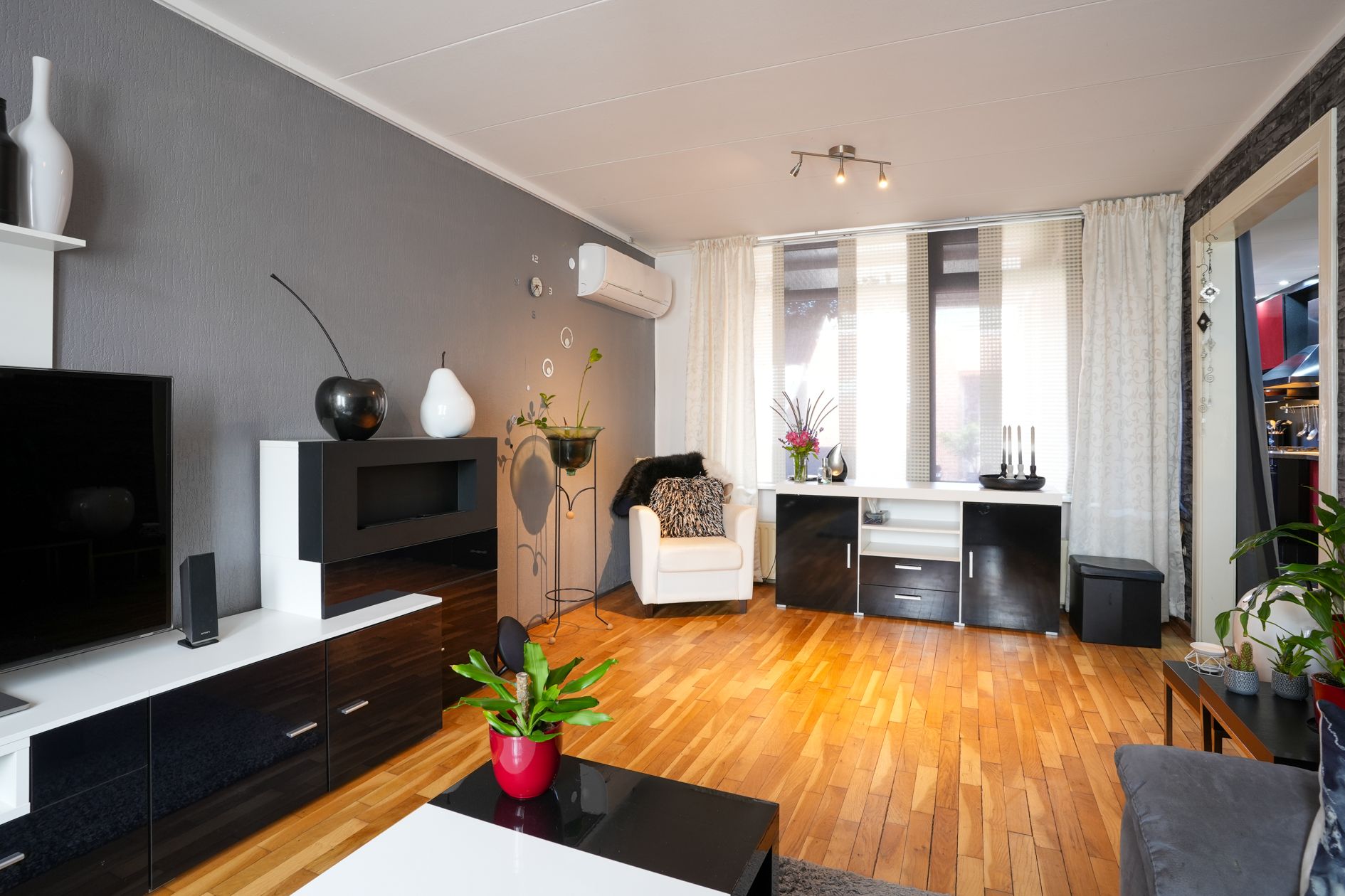 Photo 12 of Seringenstraat 17