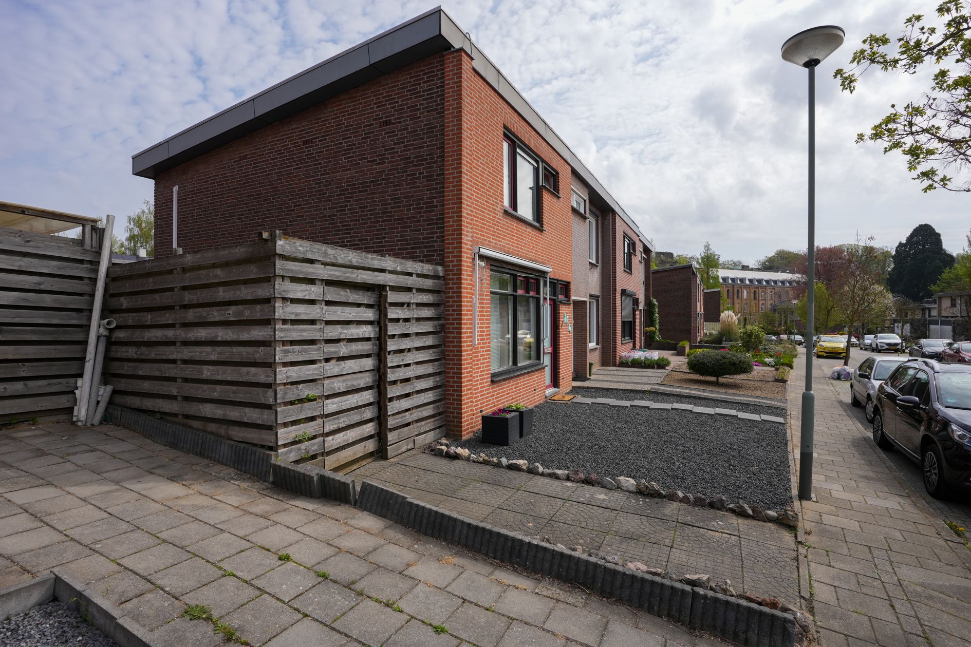 Photo 39 of Seringenstraat 17