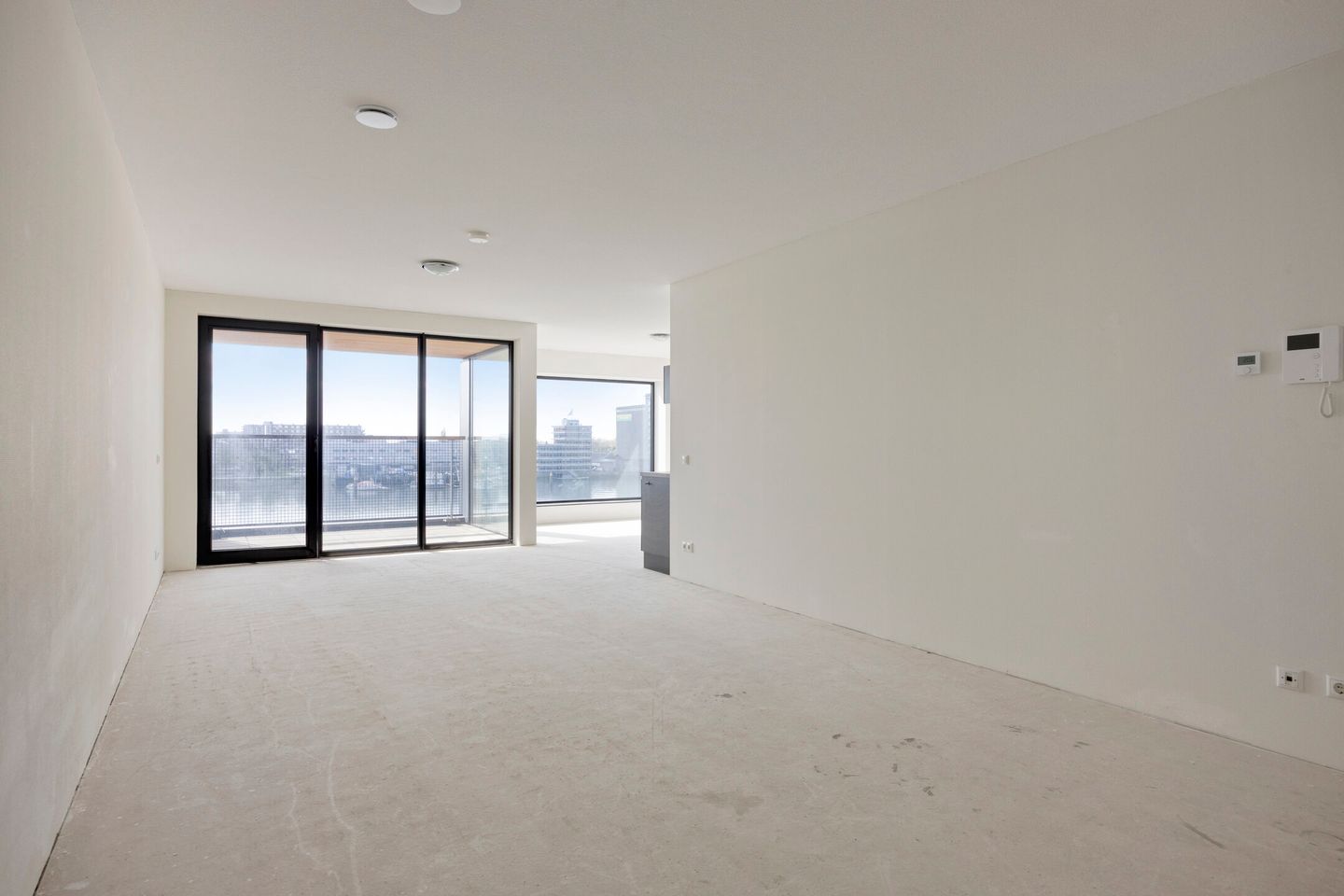 Foto 10 van Maashaven N.z. 623